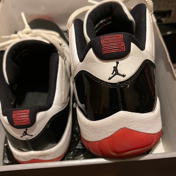 Retro 11 - Picture 3 of 3